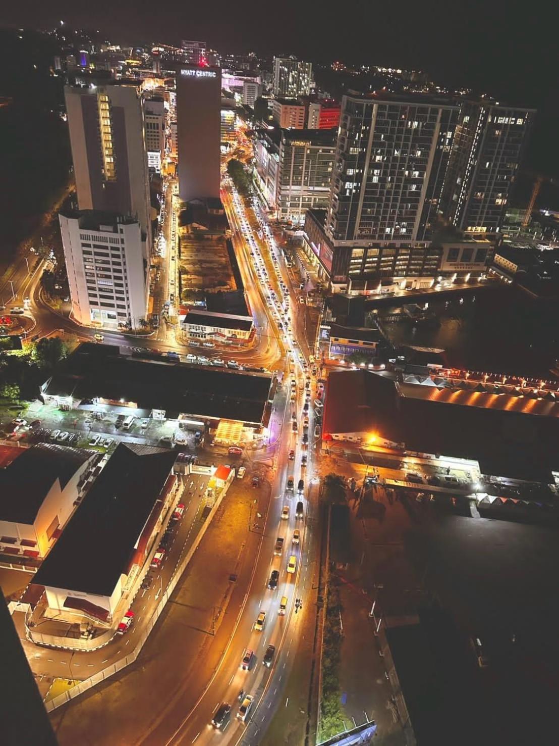 Dreamhood In Jesslton Quay - Near Suria Sabah Apartment *
